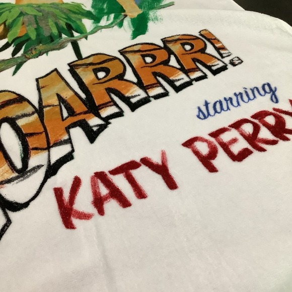 Katy Perry ROARRR! Beach Towel Pro Towels 100% Cotton Jungle Screen Print - Picture 8 of 13